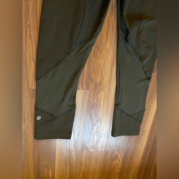 Lululemon Pace Rival Crop 22" #W6F41S, Olive Green. Size: 6 - Picture 5 of 8